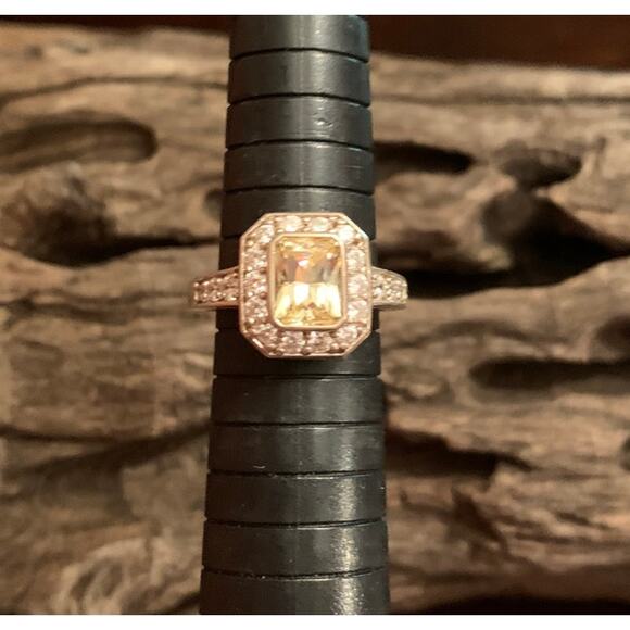 Sterling Silver and  Cubic Zirconia Ring Size 8 - Picture 4 of 6